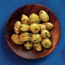 Cracked Green Olives With Fennel