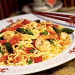 Asparagus and Shrimp Stir-fry with Noodles