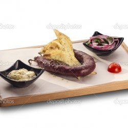 Grilled Sausages in Pita Bread