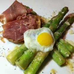 Warm Asparagus and Prosciutto Salad