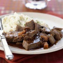 Guinness-Braised Chuck Steaks with Horseradish Mashed Potatoes