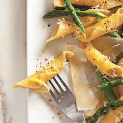 Garganelli with Asparagus and Pecorino Cheese