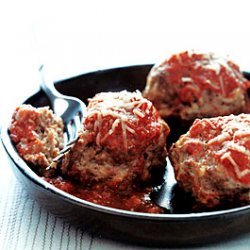 Old-Fashioned Meatballs in Red Sauce