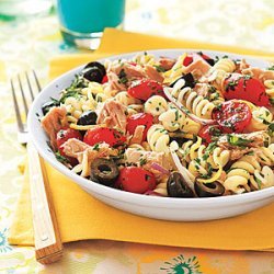 Pasta Salad with Tuna, Olives and Parsley