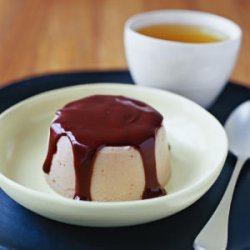 Banana Pudding with Chocolate Sauce