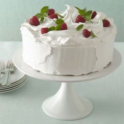 Fresh-Berry Cake With Italian-Meringue Icing
