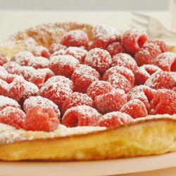 Oven-Puffed Pancake with Fresh Raspberries