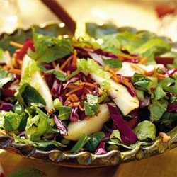 Fresh Pear Salad with Asian Sesame Dressing
