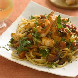 Linguine With Shrimp, Tomatoes, Olives, and Capers