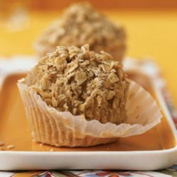 Banana Nut Muffins with Oatmeal Streusel