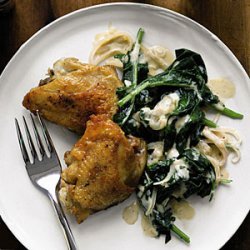 Chicken with Creamy Spinach and Shallots