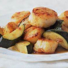 Seared Curried Scallops with Zucchini