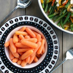 Honey Ginger-Glazed Carrots
