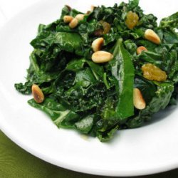 Wilted Spinach With Pine Nuts and Raisins