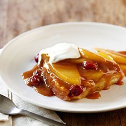 Caramel Pear and Cranberry Pudding Cake