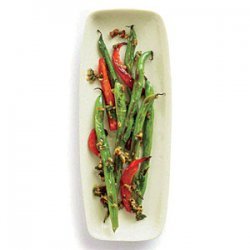 Red Pepper and Pesto Green Beans