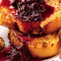 Vanilla-Maple French Toast with Warm Berry Preserves