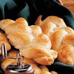 Braided Peppery Cheese Rolls