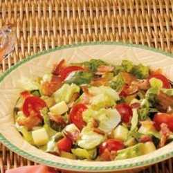Cheesy BLT Salad