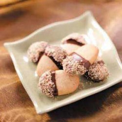 Chocolate Nut Acorns