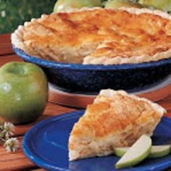 Macaroon Apple Pie