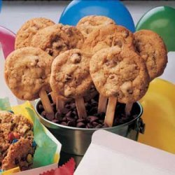 Chocolate Chip Cookie Pops