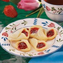 Strawberry Wedding Bell Cookies