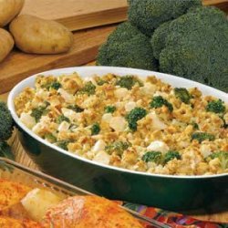 Stuffing-Topped Chicken and Broccoli