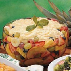 Pudding-Topped Fruit Salad