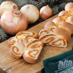 Braided Onion Loaf