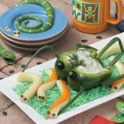 Cheese Worms with Grasshopper Dip