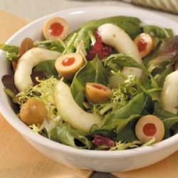 Olive-Cucumber Tossed Salad