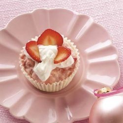 Strawberry Mousse in White Chocolate Cups