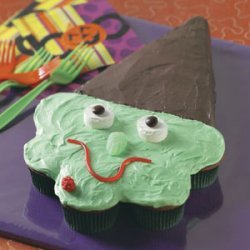 Witch's Hat Cake