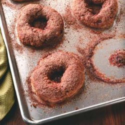 Cinnamon Bagels with Crunchy Topping