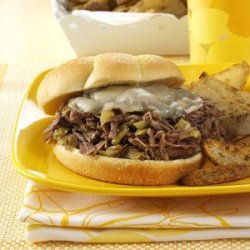 Spicy Shredded Beef Sandwiches