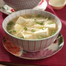 Miso Soup with Tofu and Enoki