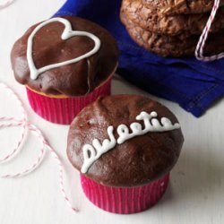 Chocolate Cream Cupcakes