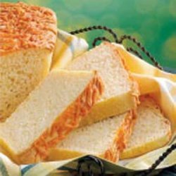 Cheddar-Topped English Muffin Bread