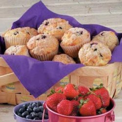 Crumb-Topped Blueberry Muffins