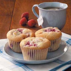 Walnut Raspberry Muffins
