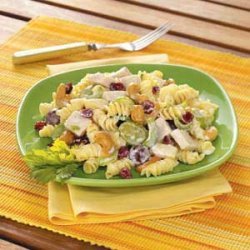 Cashew-Chicken Rotini Salad