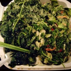 Sesame Spinach with Ginger and Garlic
