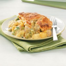 Chicken Potpie with Cheddar Biscuit Topping