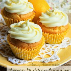 Lemon Cupcakes with Lemon Cream