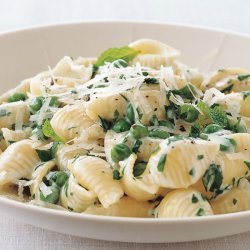 Pasta with Peas, Cream, Parsley, and Mint