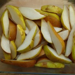 Cardamom-Scented Pear Crisp