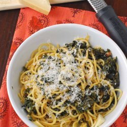 Spaghetti with Braised Kale
