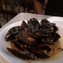 Mussels with Coconut Curry Sauce