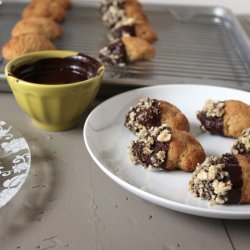 Walnut Acorn Cookies